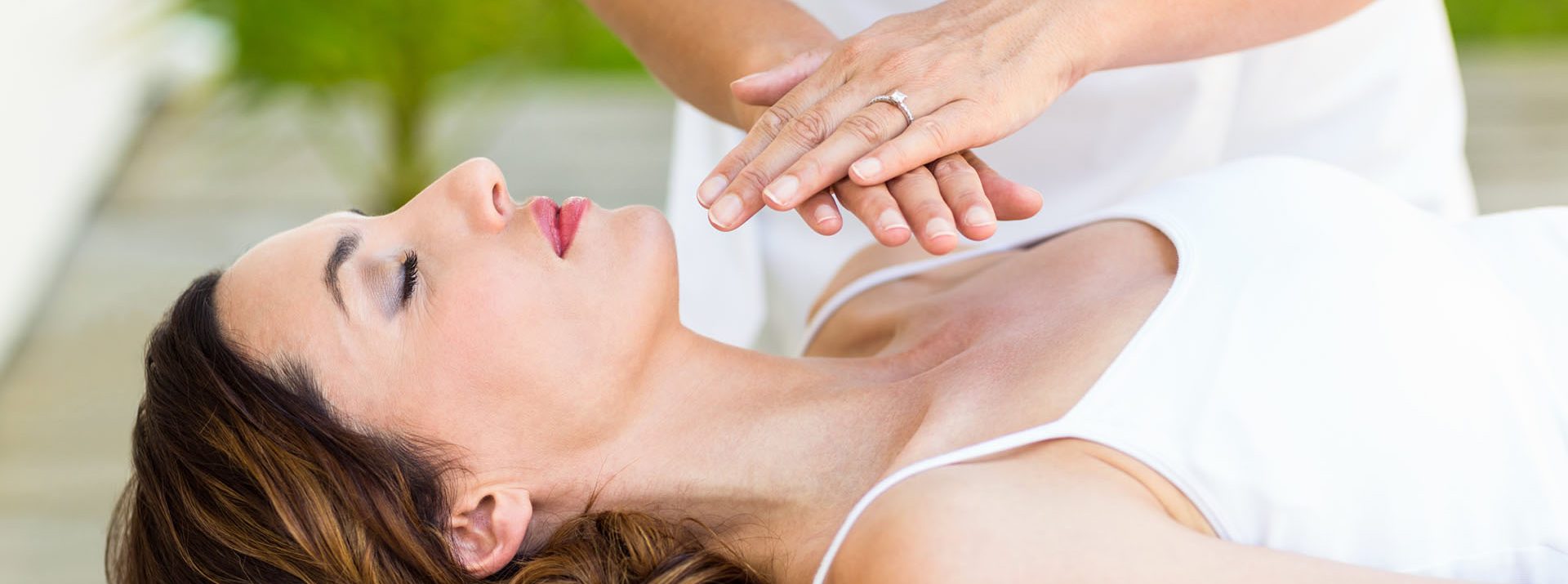 A PARTIR DA SUA
PRESENÇA DIVINA